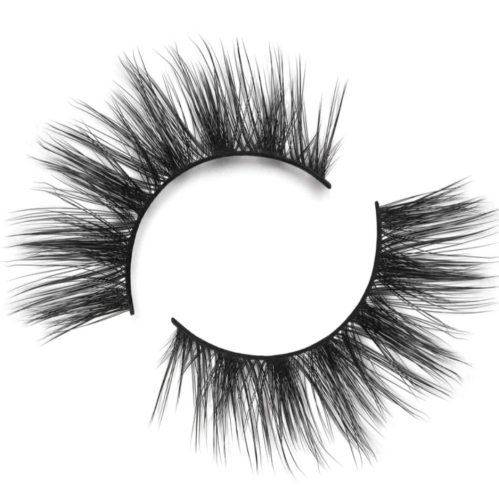 BNIB Lilly Lashes 3D - "Randi"